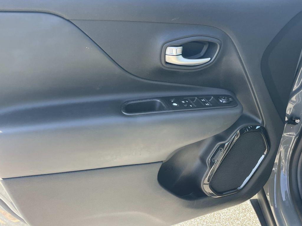 used 2020 Jeep Renegade car, priced at $10,990