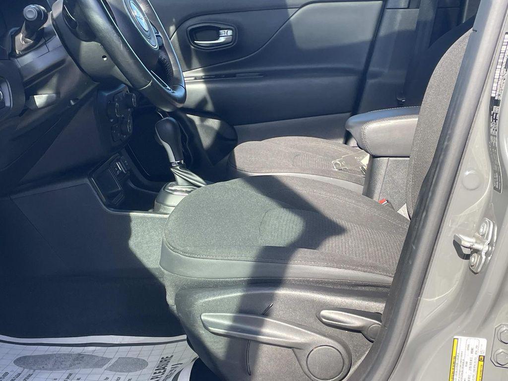 used 2020 Jeep Renegade car, priced at $10,990