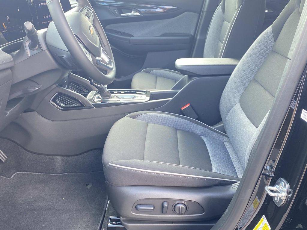 new 2026 Chevrolet TrailBlazer car, priced at $27,979