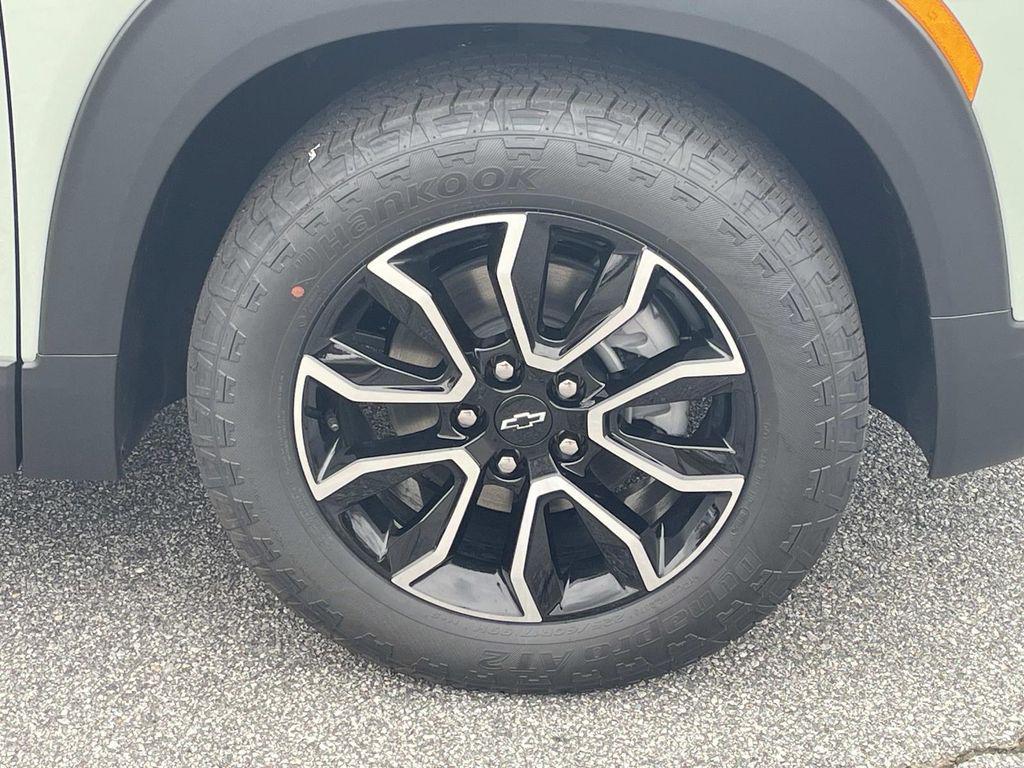new 2026 Chevrolet TrailBlazer car, priced at $31,838