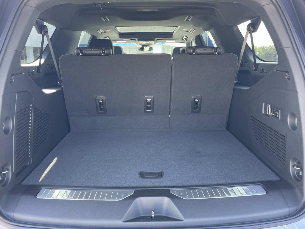 new 2026 Chevrolet Suburban car, priced at $77,441