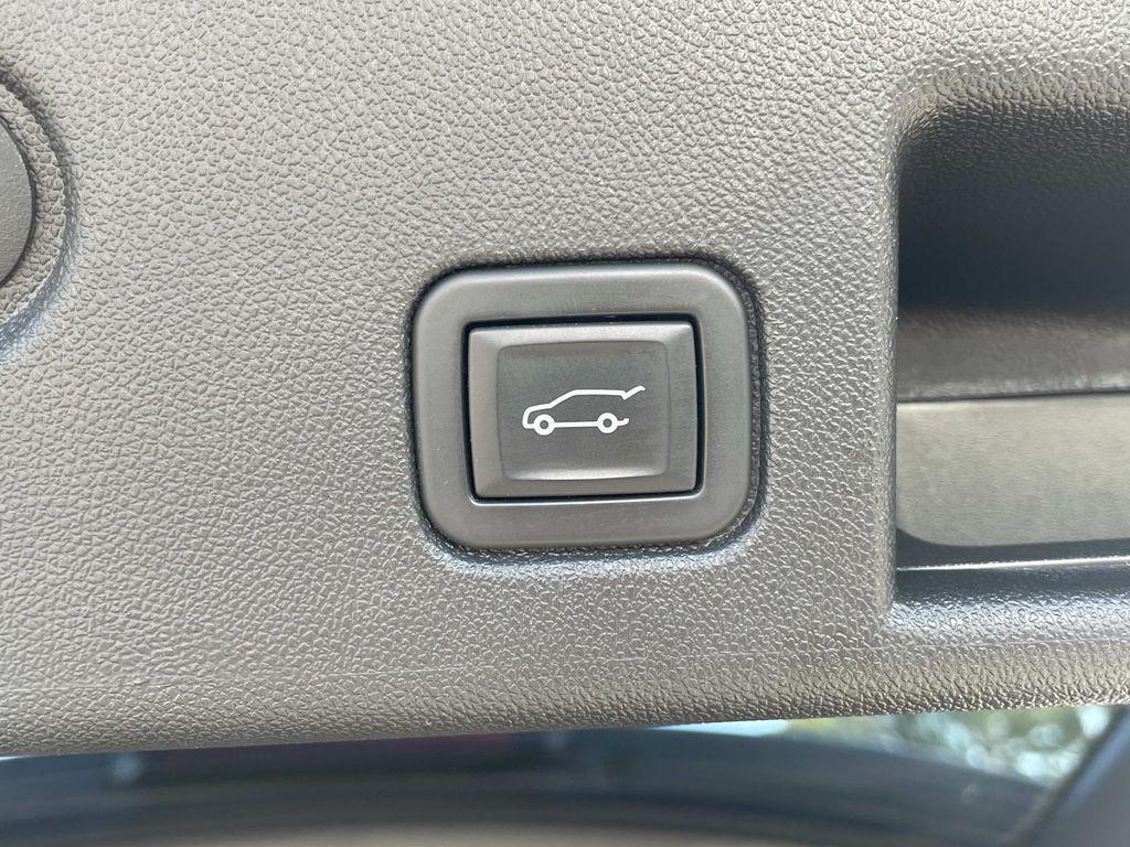 used 2024 Chevrolet Equinox car, priced at $21,490