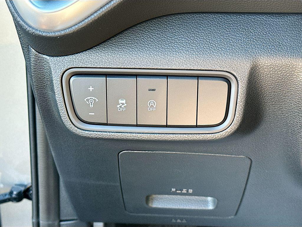 new 2025 Kia Soul car, priced at $19,980