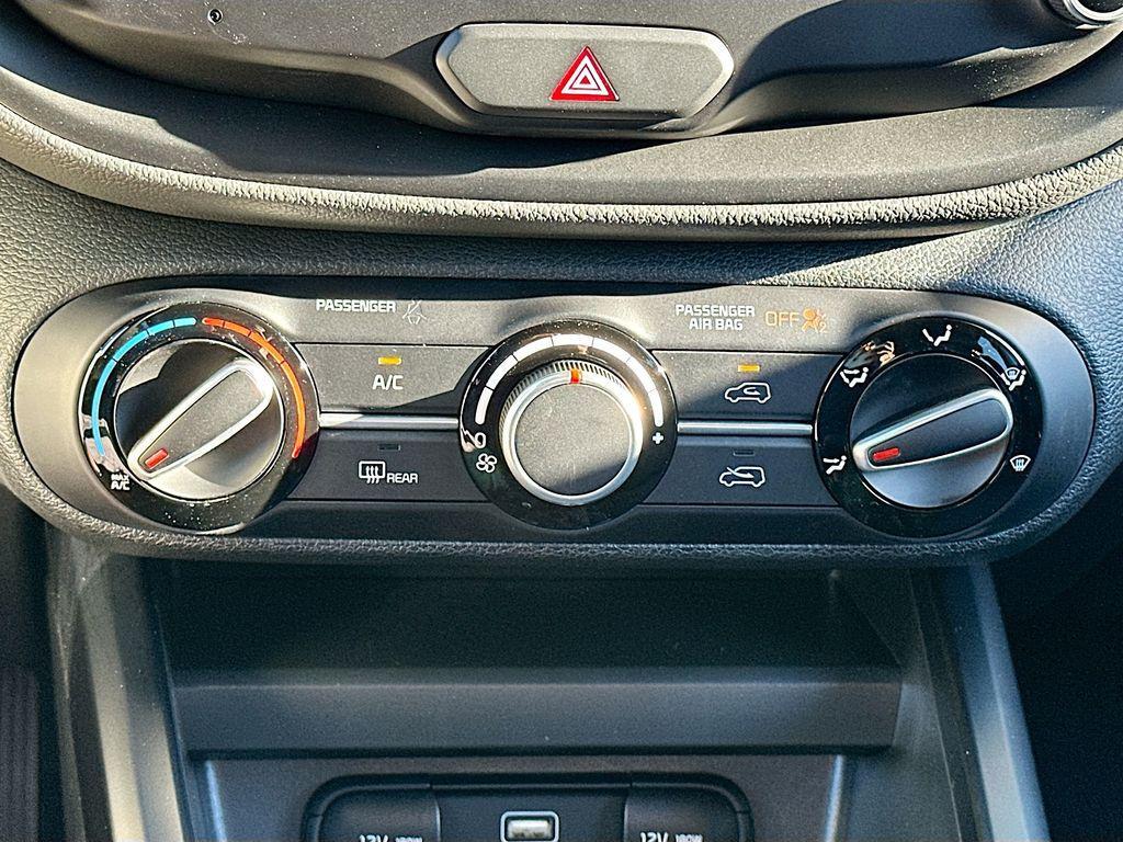 new 2025 Kia Soul car, priced at $19,980