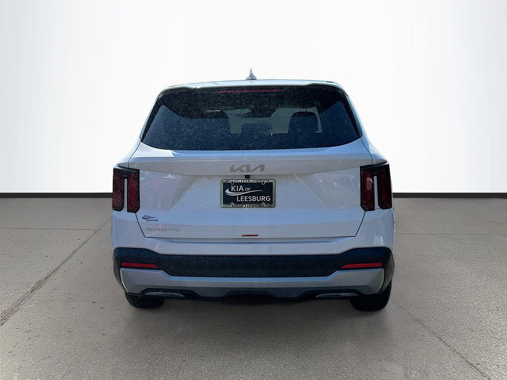 new 2026 Kia Sorento car, priced at $29,400