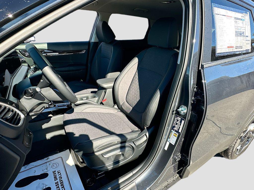 new 2026 Kia Seltos car, priced at $25,577