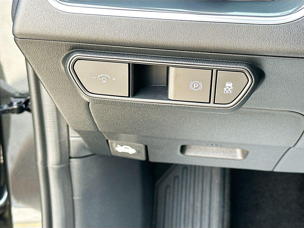 new 2025 Kia K4 car, priced at $23,410