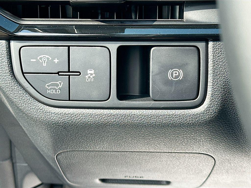 new 2026 Kia Sportage car, priced at $33,508