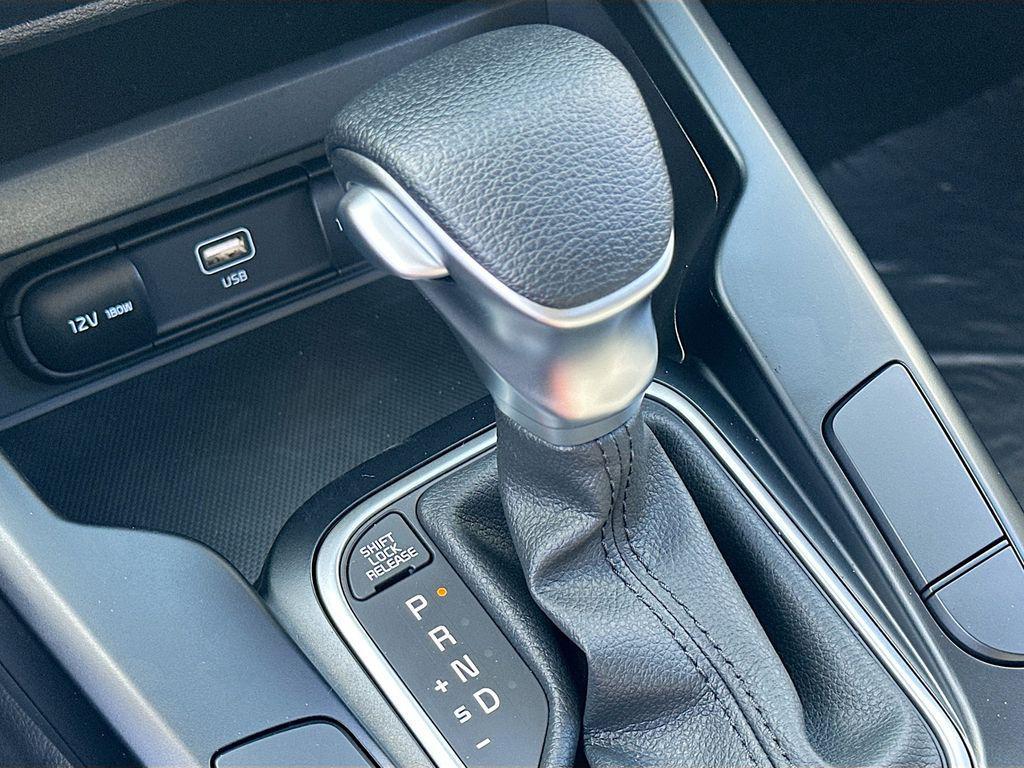 new 2025 Kia Soul car, priced at $19,984