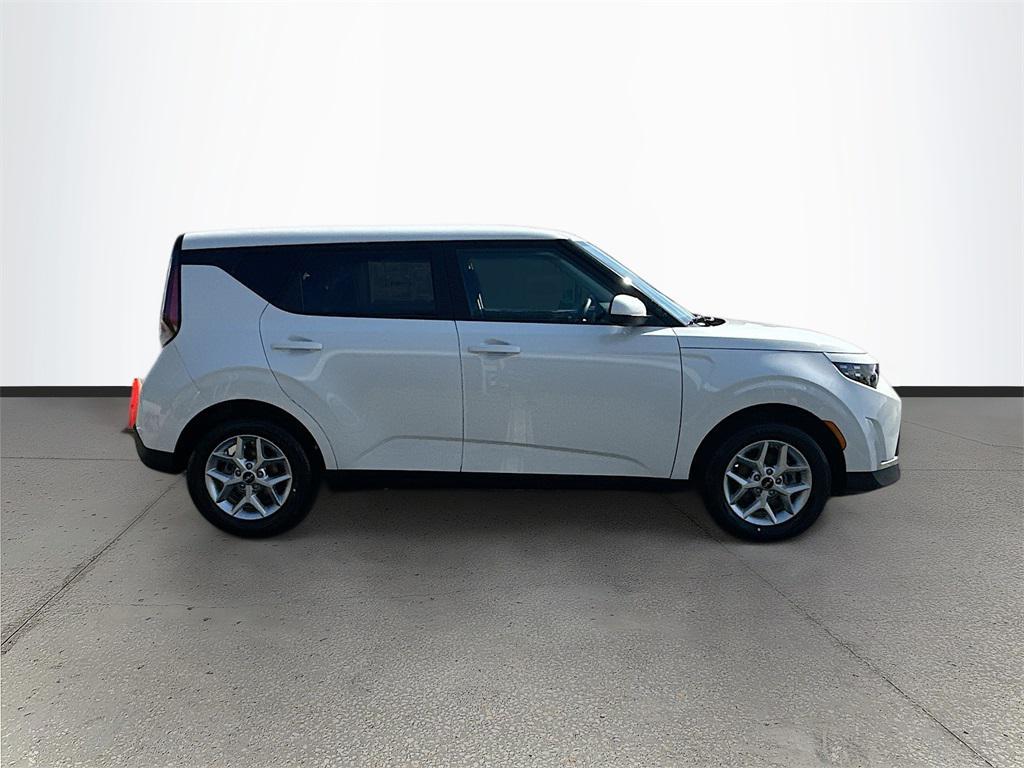 new 2025 Kia Soul car, priced at $20,632