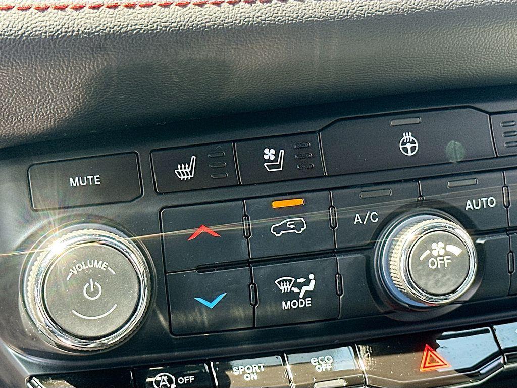 used 2024 Dodge Durango car, priced at $30,551