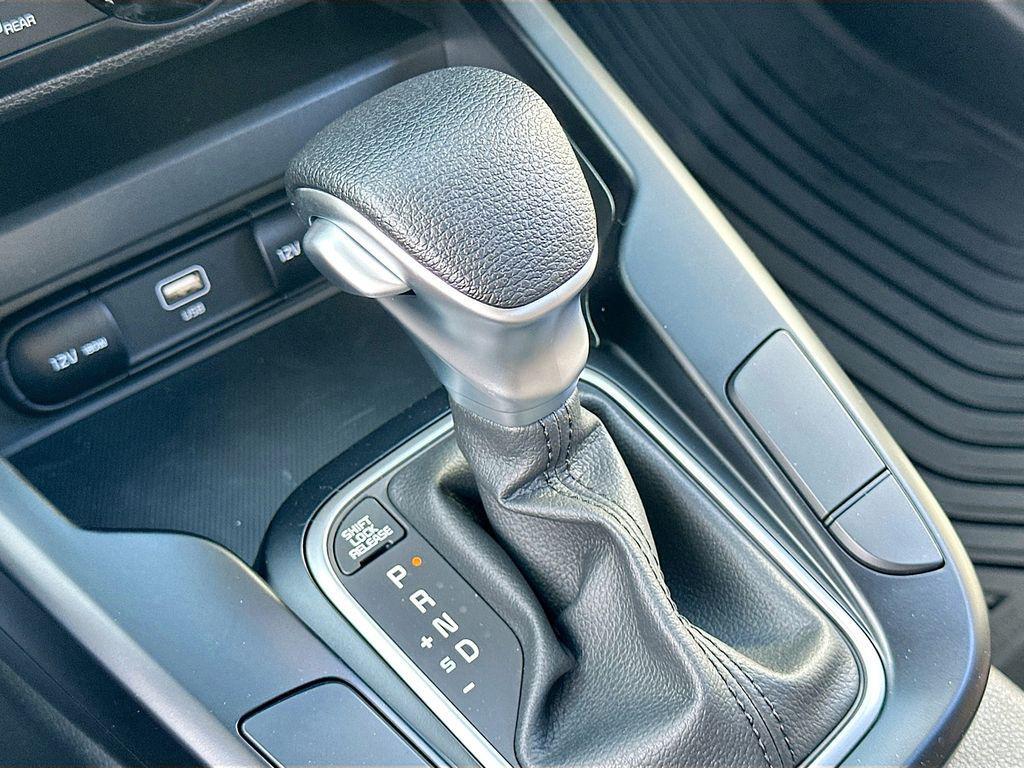 new 2025 Kia Soul car, priced at $19,980