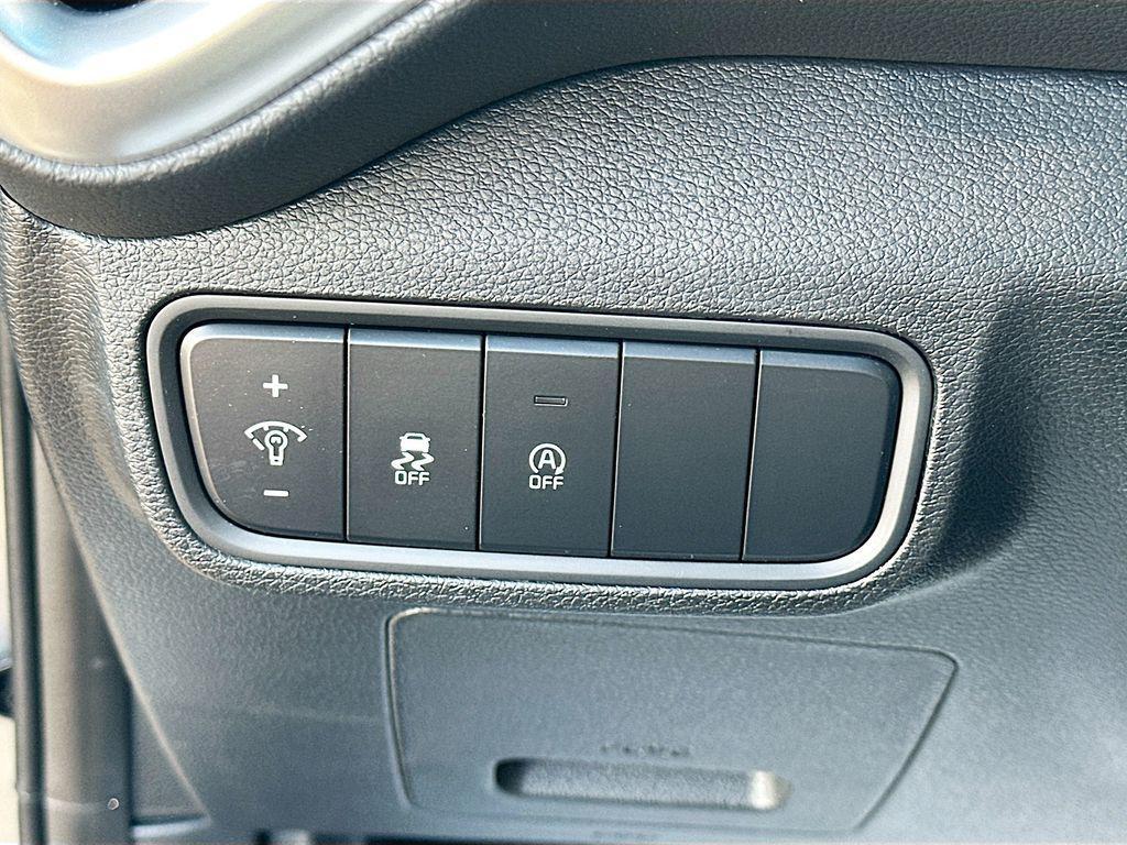 new 2025 Kia Soul car, priced at $19,980