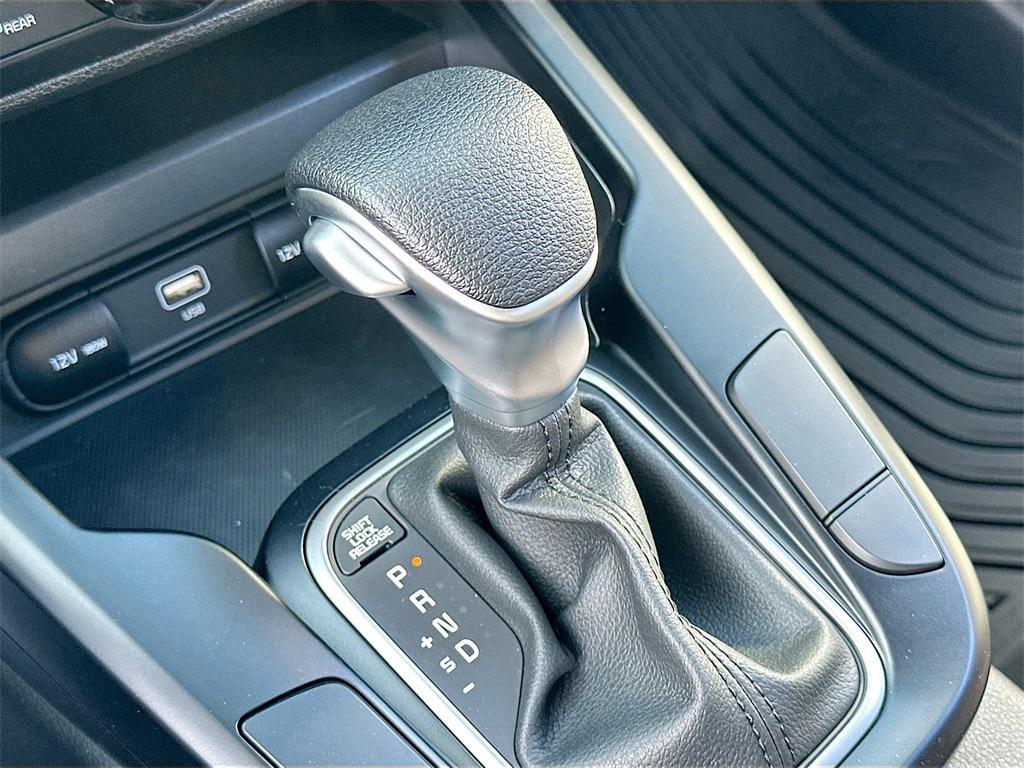 new 2025 Kia Soul car, priced at $18,935