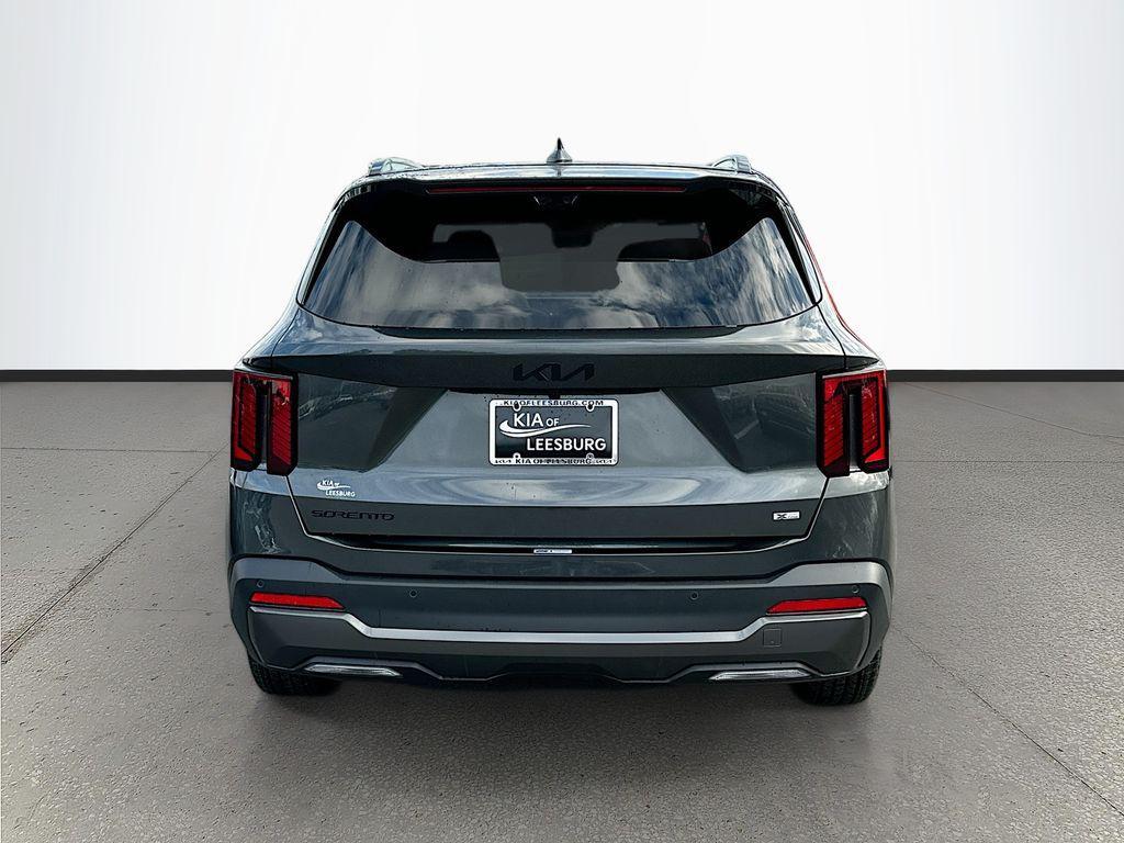 new 2026 Kia Sorento Hybrid car, priced at $43,093