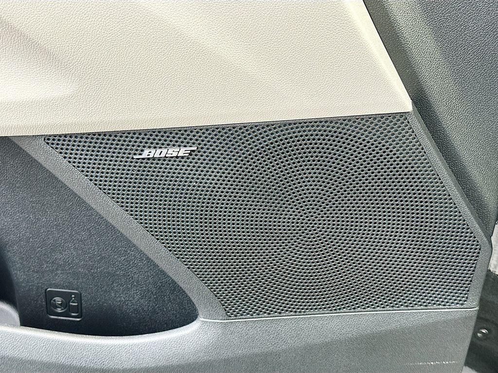 new 2026 Kia Sorento Hybrid car, priced at $43,093