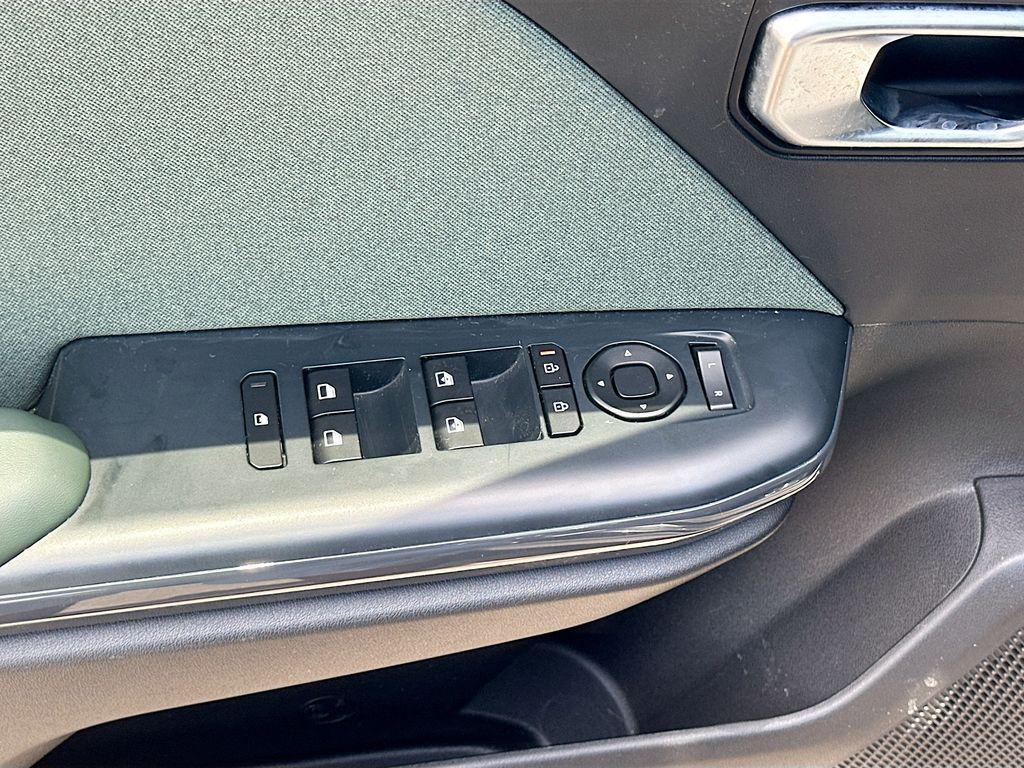 used 2025 Kia K4 car, priced at $23,076