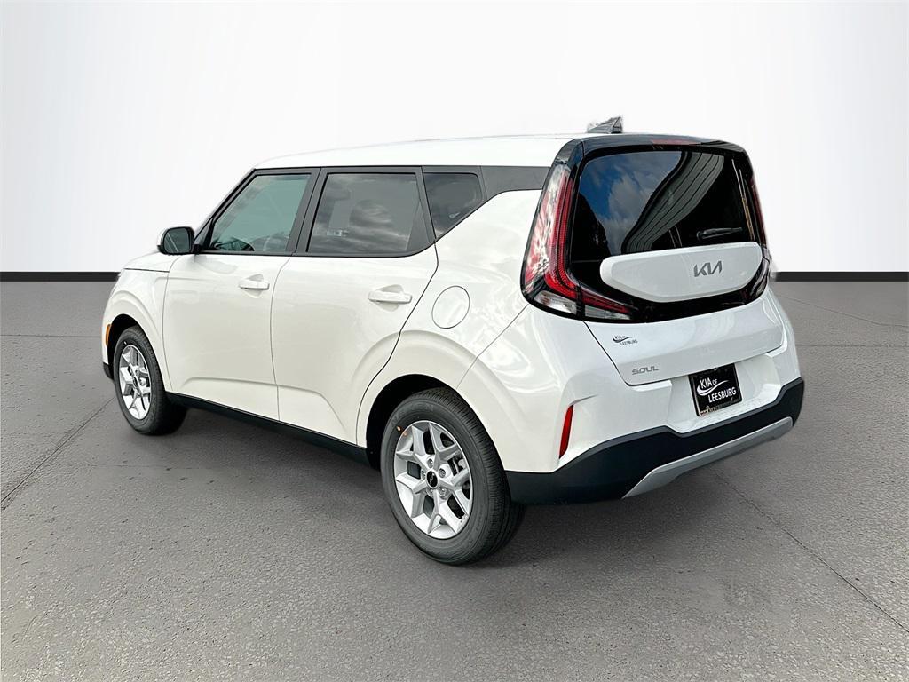 new 2025 Kia Soul car, priced at $19,245