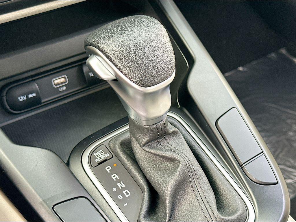 new 2025 Kia Soul car, priced at $20,284