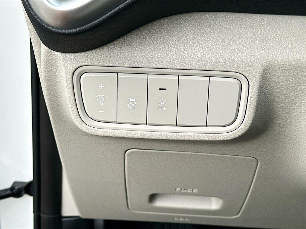 new 2025 Kia Soul car, priced at $20,284