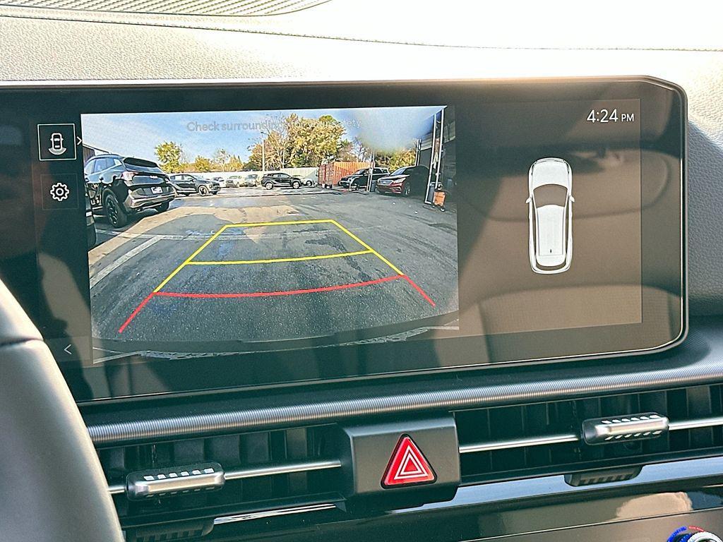 new 2026 Kia Sportage Hybrid car, priced at $32,590