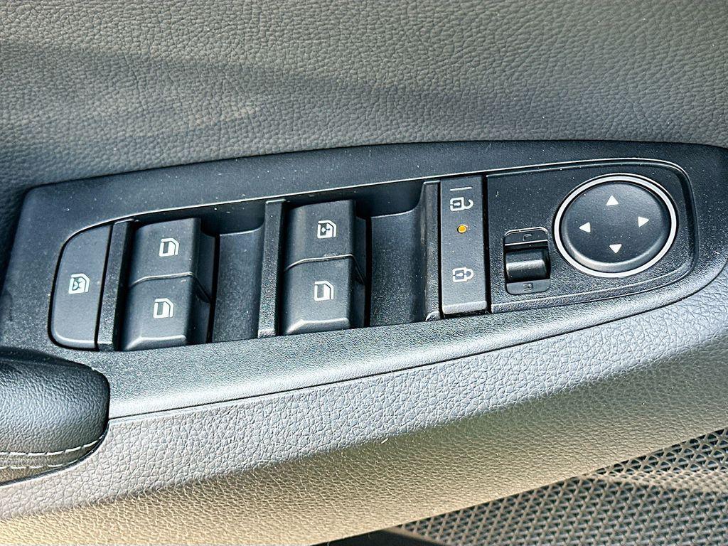 new 2026 Kia Seltos car, priced at $26,097