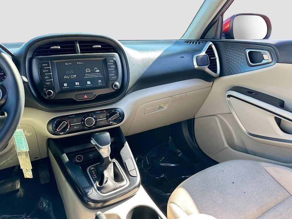 used 2021 Kia Soul car, priced at $13,076