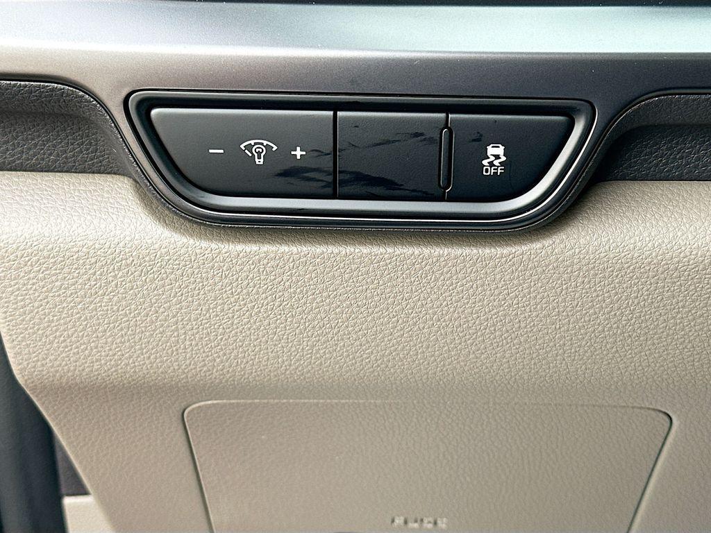 new 2026 Kia Carnival car, priced at $38,558