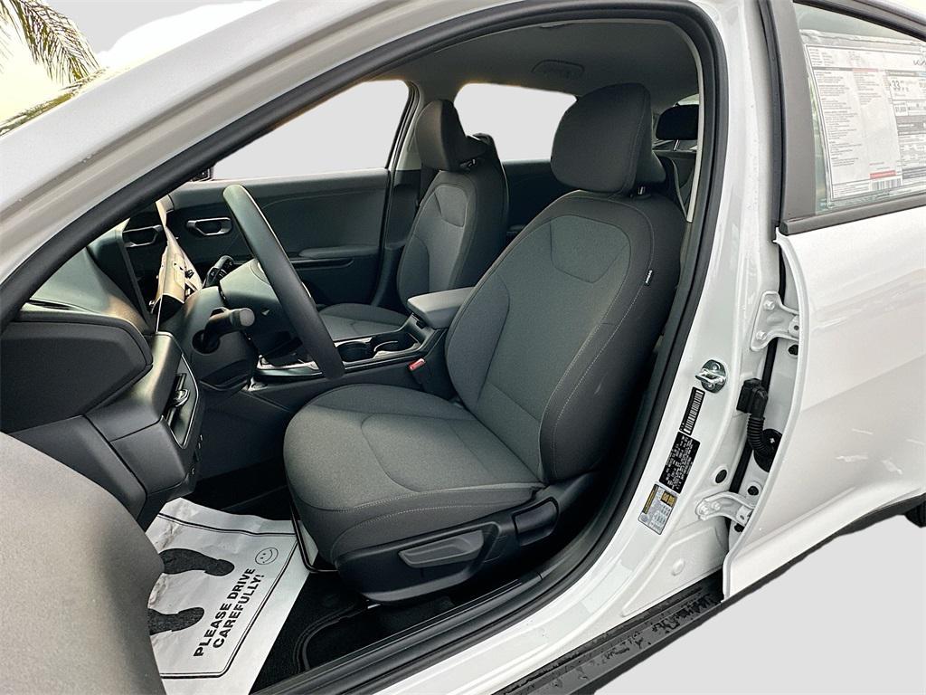 new 2025 Kia K4 car, priced at $21,654