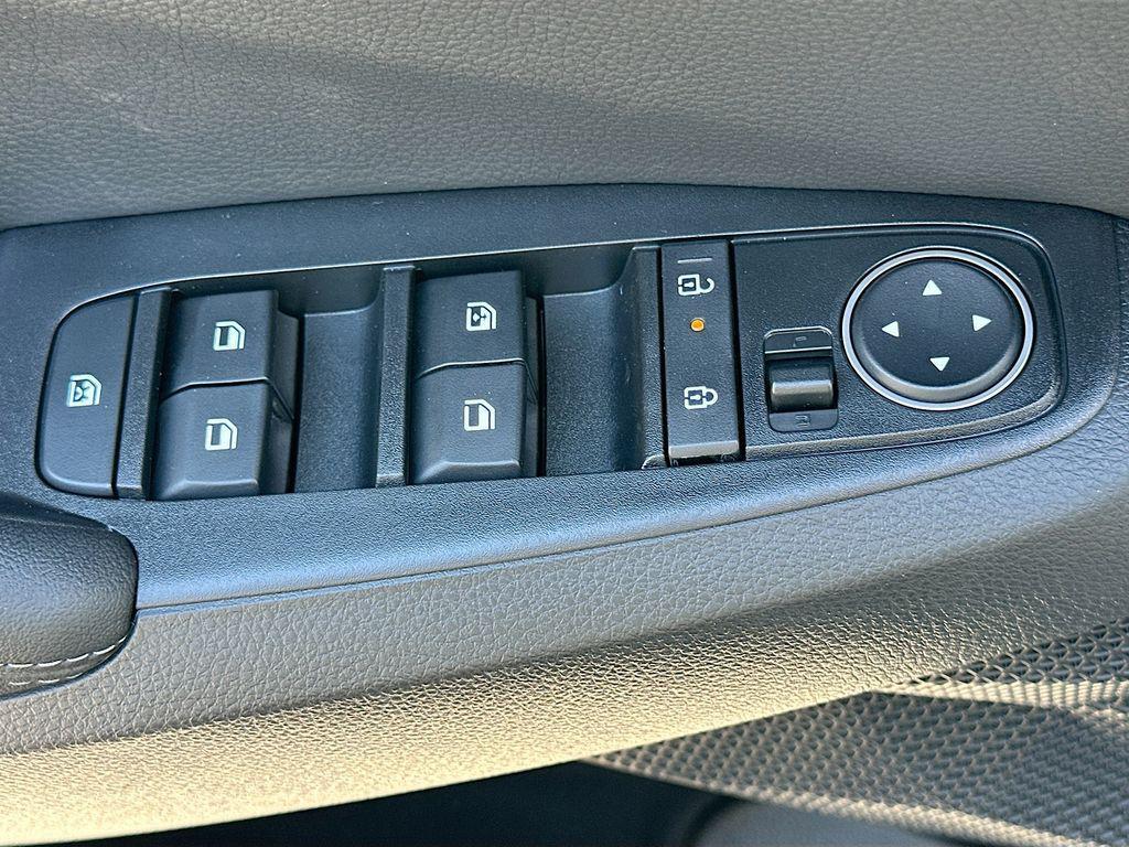 new 2026 Kia Seltos car, priced at $25,199