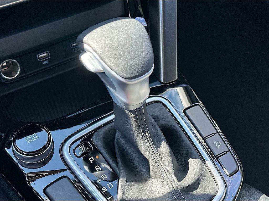 new 2026 Kia Seltos car, priced at $25,199