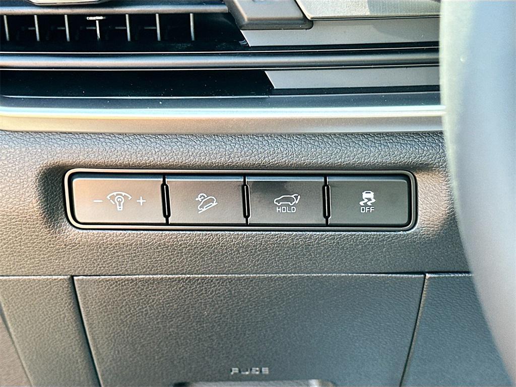 new 2025 Kia Telluride car, priced at $35,671