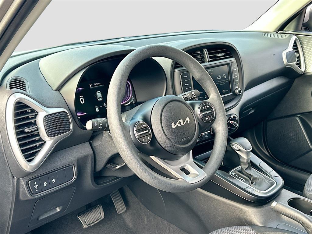 new 2025 Kia Soul car, priced at $18,993