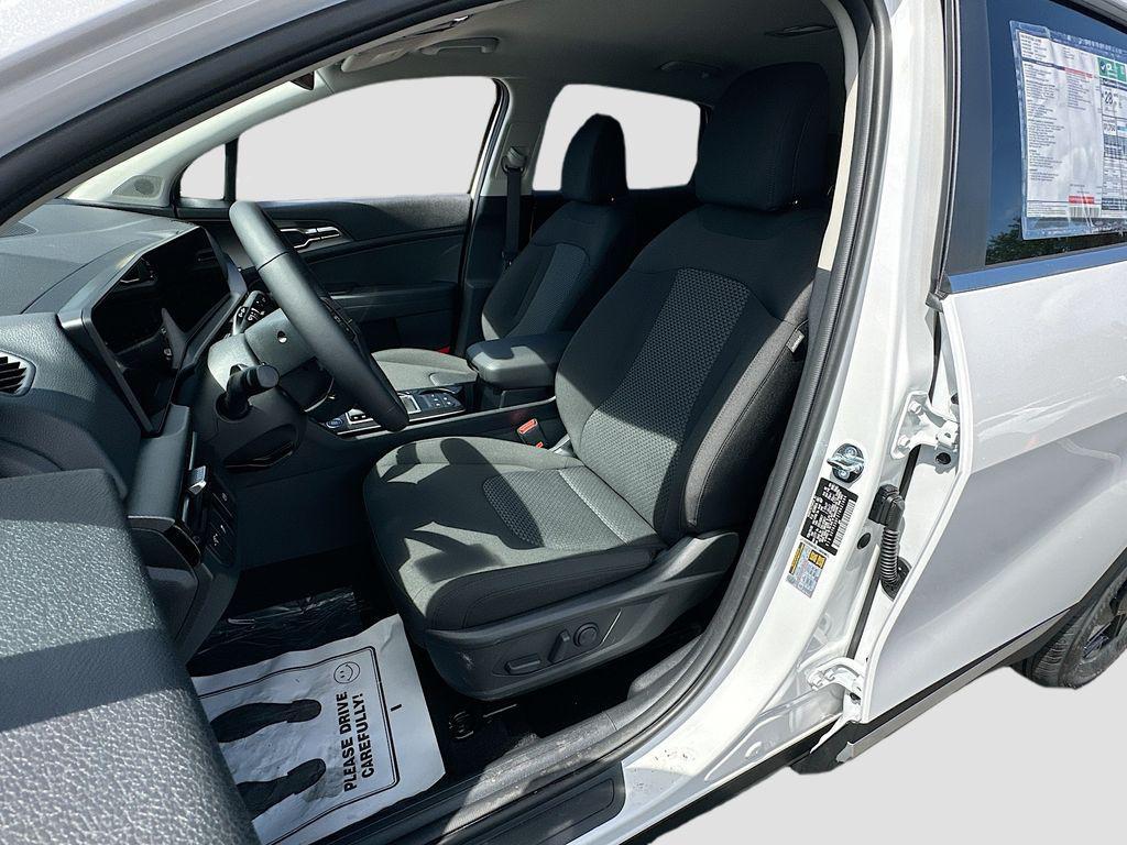 new 2026 Kia Sportage car, priced at $30,226