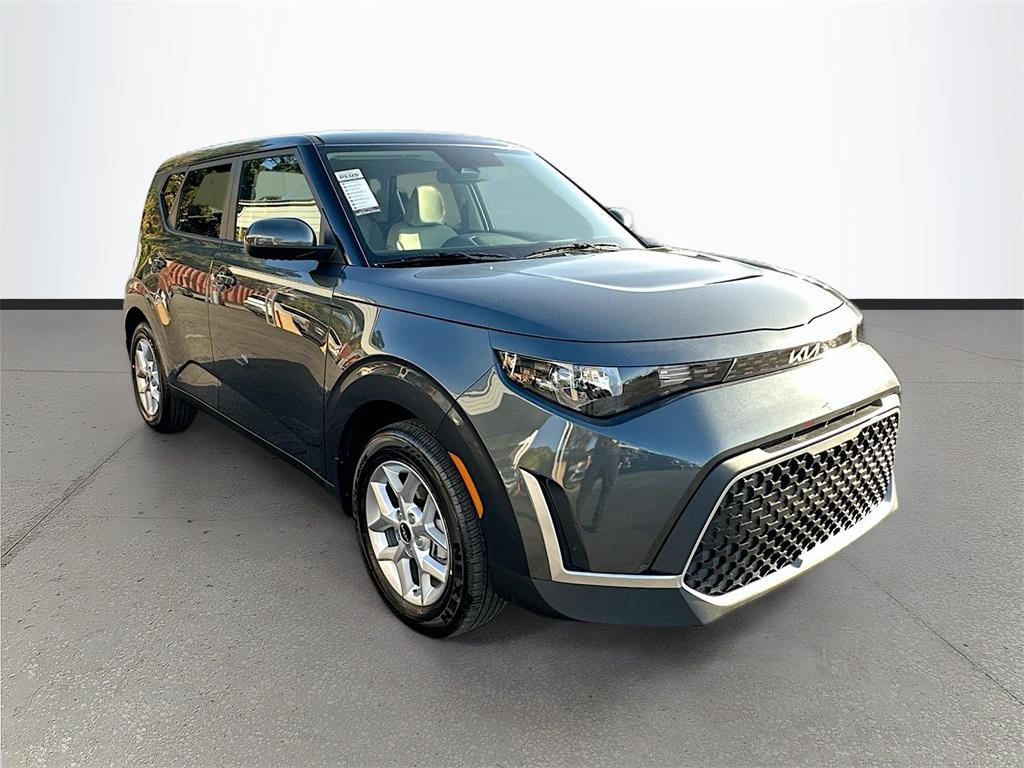 new 2025 Kia Soul car, priced at $20,904