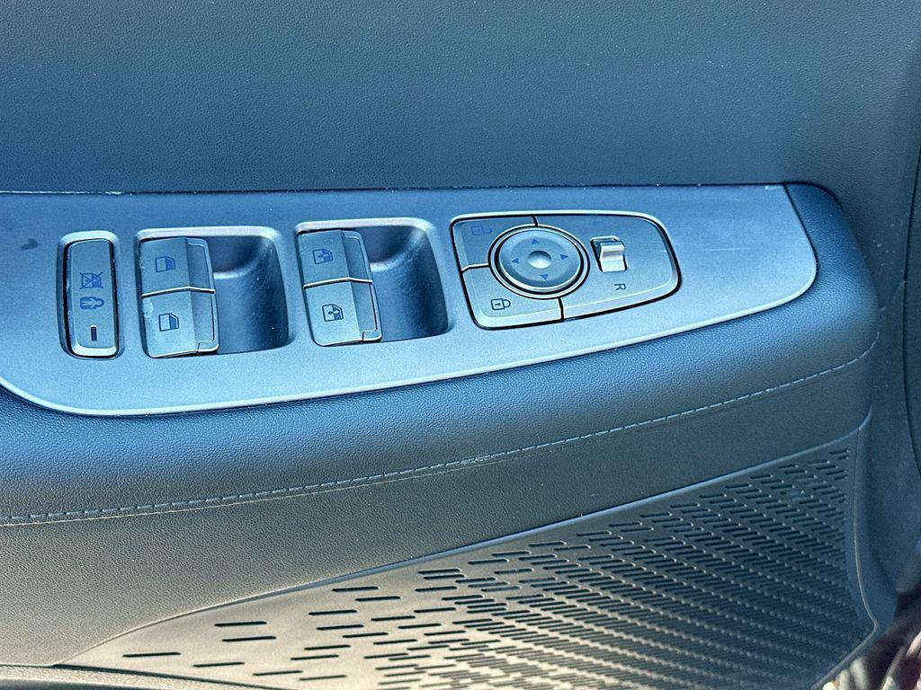 used 2024 Hyundai Palisade car, priced at $32,991
