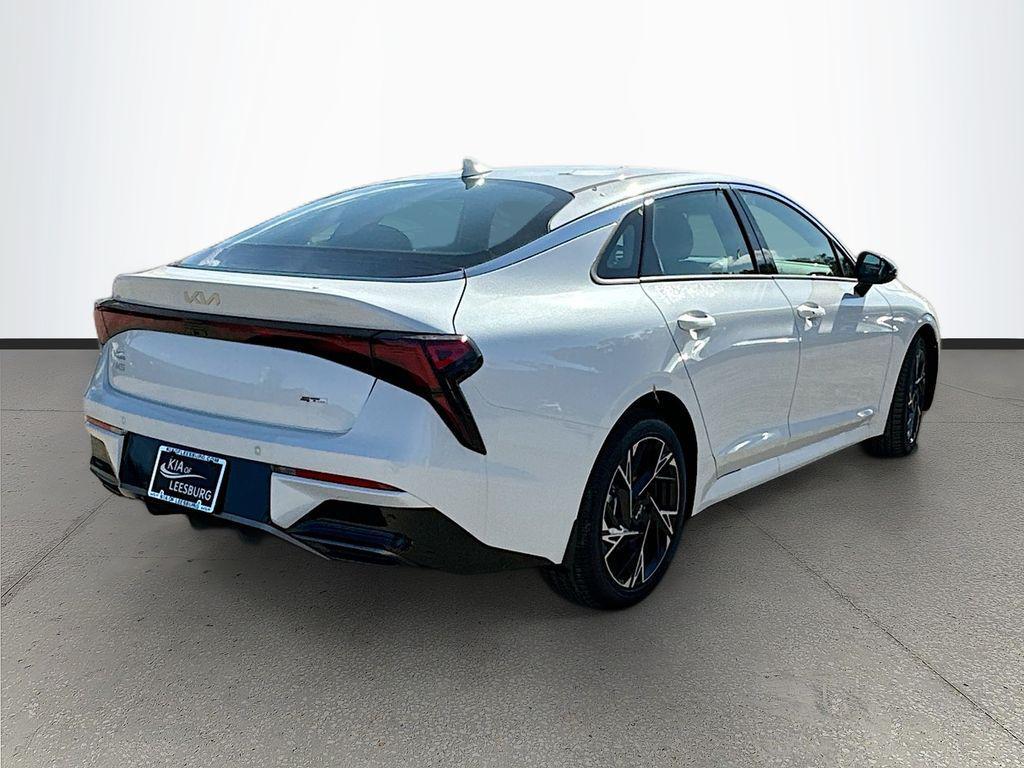new 2026 Kia K5 car, priced at $27,681