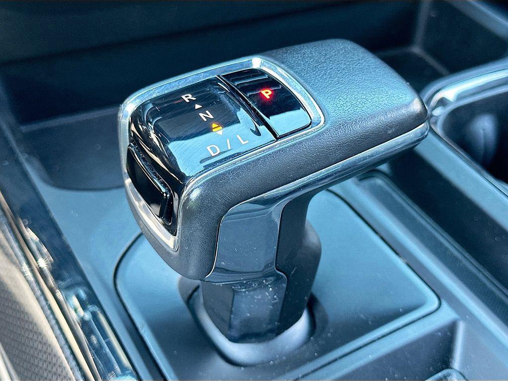 used 2022 Chevrolet Silverado 1500 car, priced at $47,991