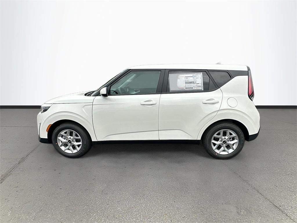 new 2025 Kia Soul car, priced at $19,173