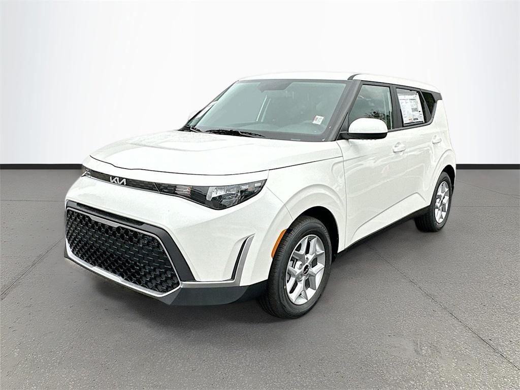 new 2025 Kia Soul car, priced at $19,173