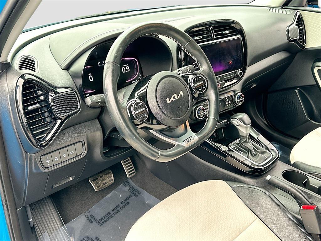 used 2023 Kia Soul car, priced at $17,221