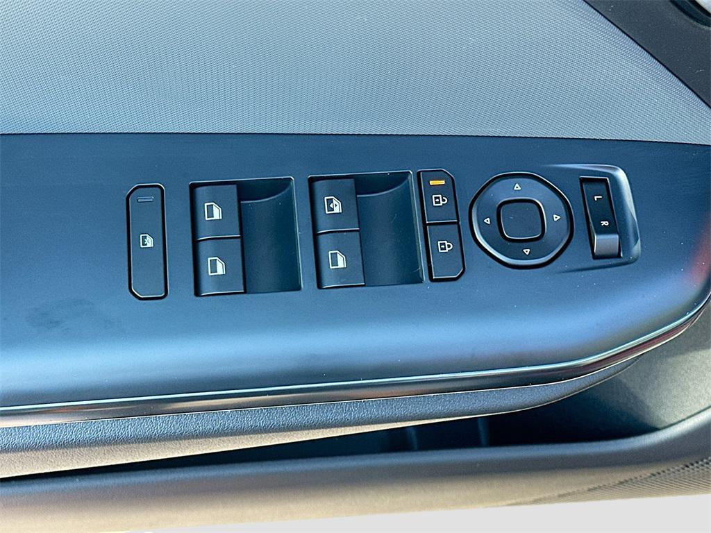 new 2025 Kia K4 car, priced at $21,654