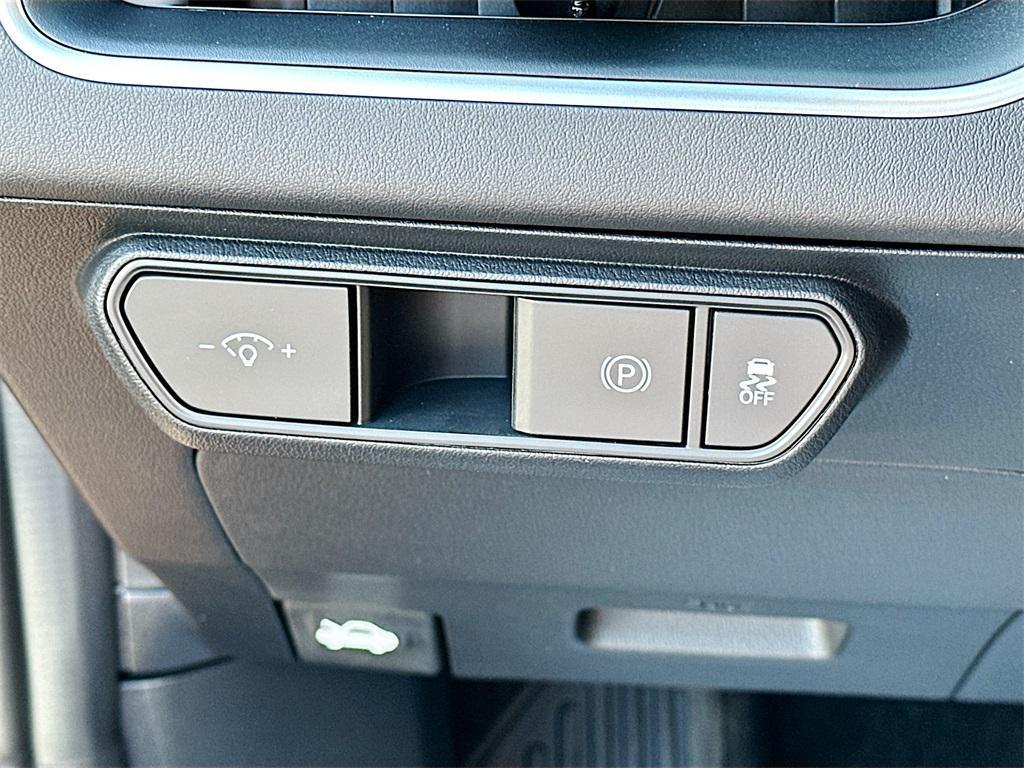 new 2025 Kia K4 car, priced at $21,654