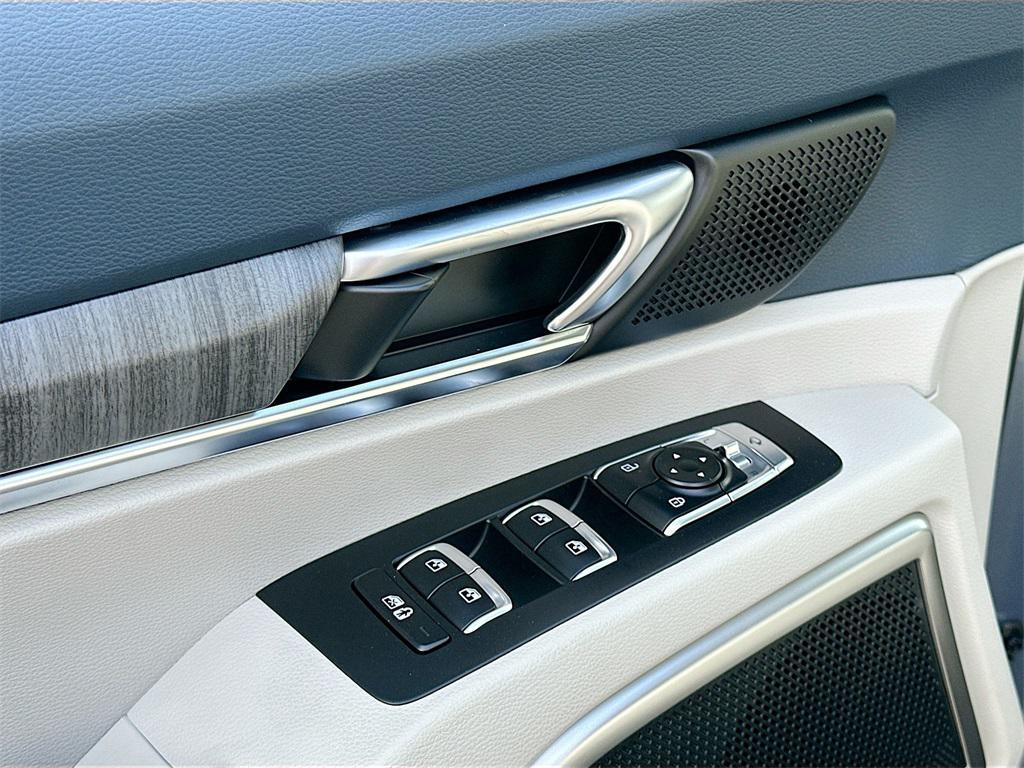 used 2025 Kia Telluride car, priced at $36,551