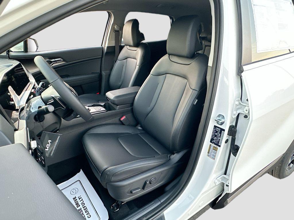 new 2026 Kia Sportage Hybrid car, priced at $31,533