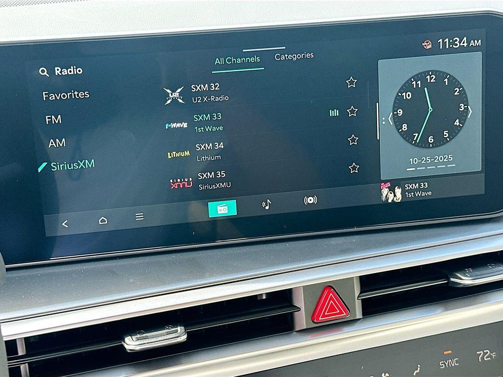 new 2026 Kia Sorento car, priced at $32,323