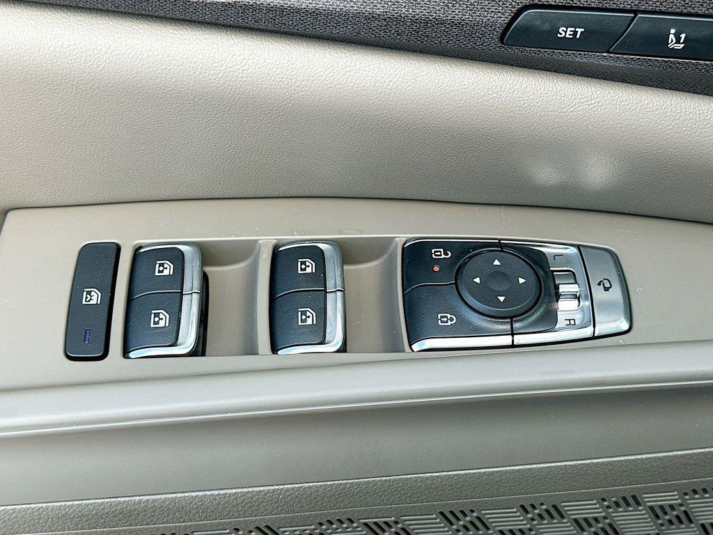 new 2026 Kia Carnival Hybrid car, priced at $42,458