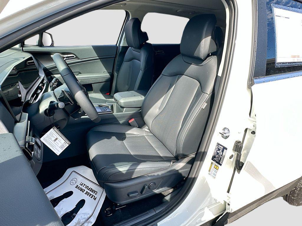 new 2026 Kia Sportage Hybrid car, priced at $32,691