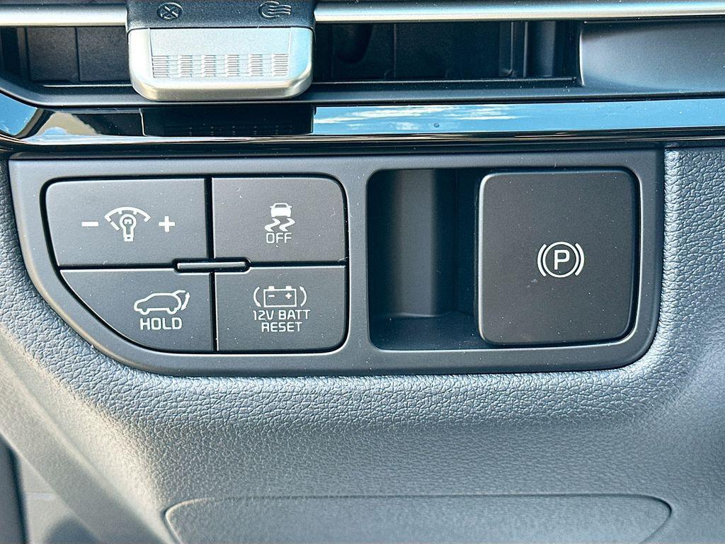 new 2026 Kia Sportage Hybrid car, priced at $32,691