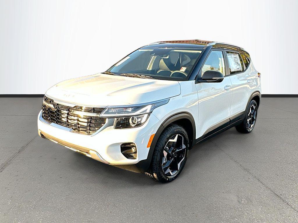 new 2026 Kia Seltos car, priced at $24,095